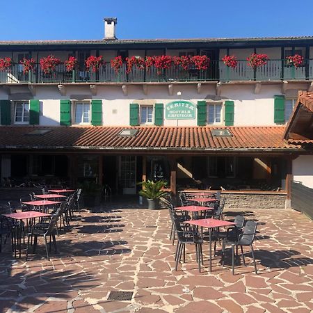 Отель Hostal Ekaitza Лесака Экстерьер фото